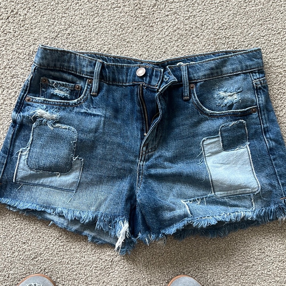 Gap Girlfriend Patchwork Patch Frayed Shorts 28 - image 1